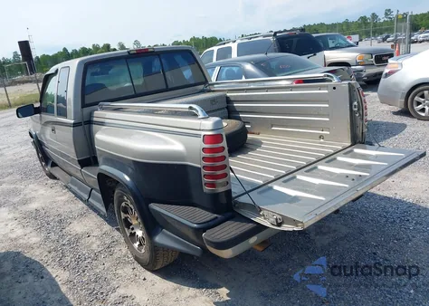 1998 Chevrolet C1500 Fleetside from USA, damaged, VIN 2GBEC19R8W1237650